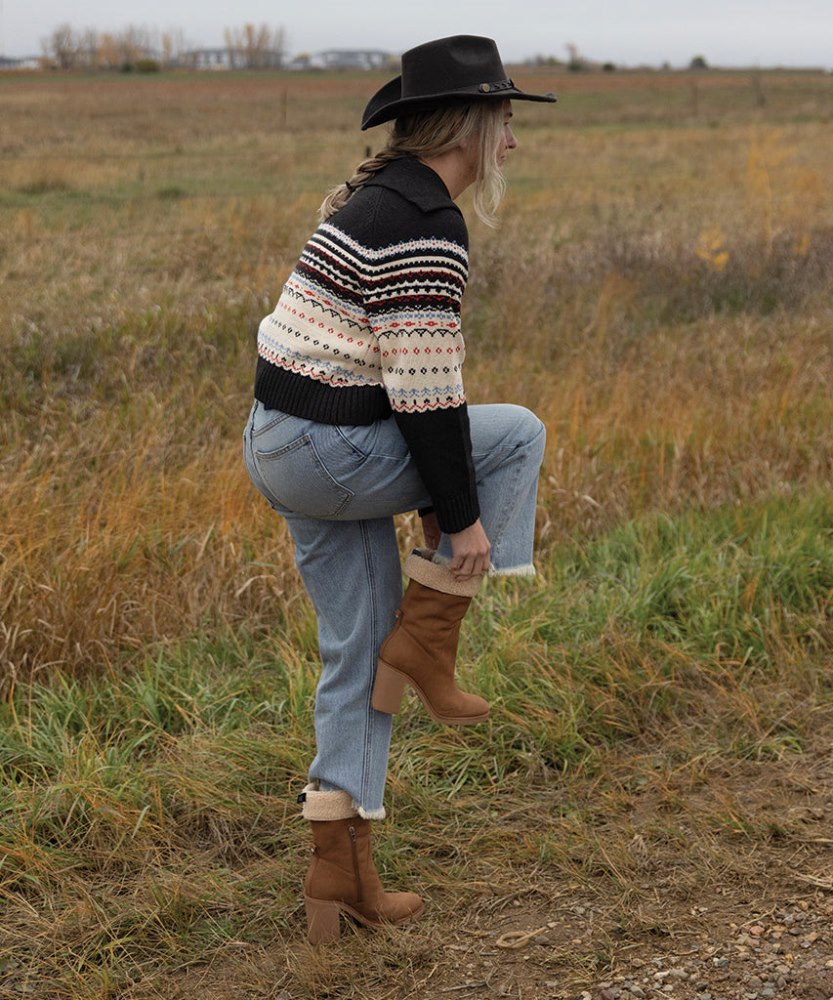 Dolce Vita Caddie Plush Boots Praline Nubuck